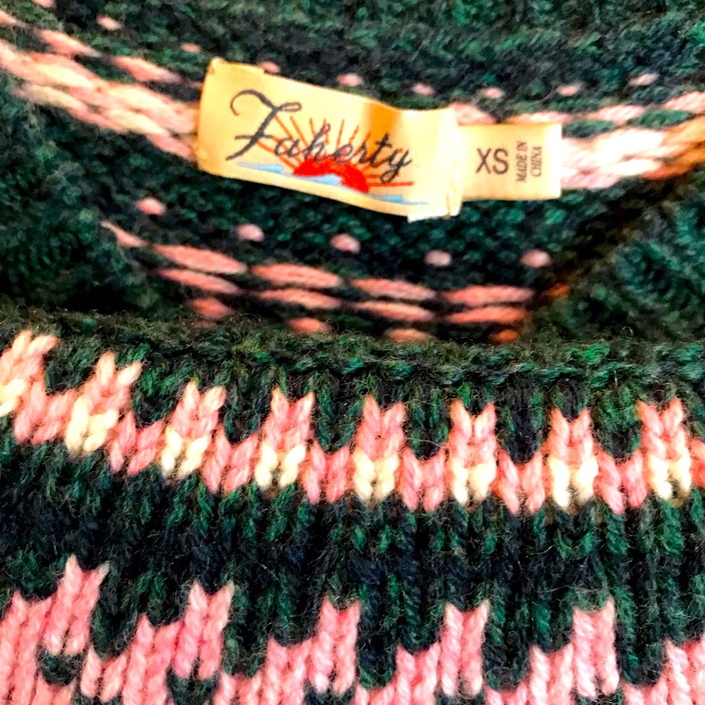 Women’s Pink Patterned Knit Sweater - Picture 3 of 5